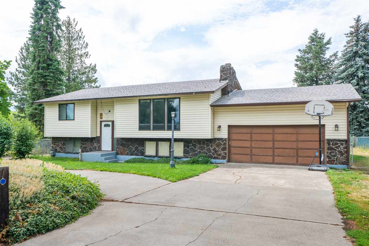 4003 North Farr Road Spokane, WA 99206 - Photo 2 of 20