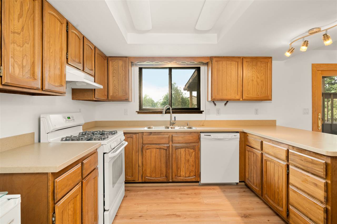 4003 North Farr Road Spokane, WA 99206 - Photo 8 of 20