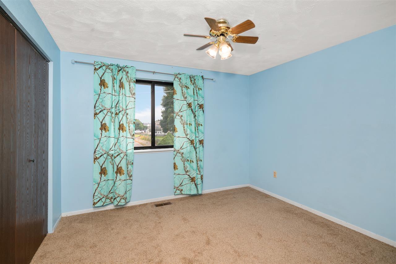 4003 North Farr Road Spokane, WA 99206 - Photo 10 of 20