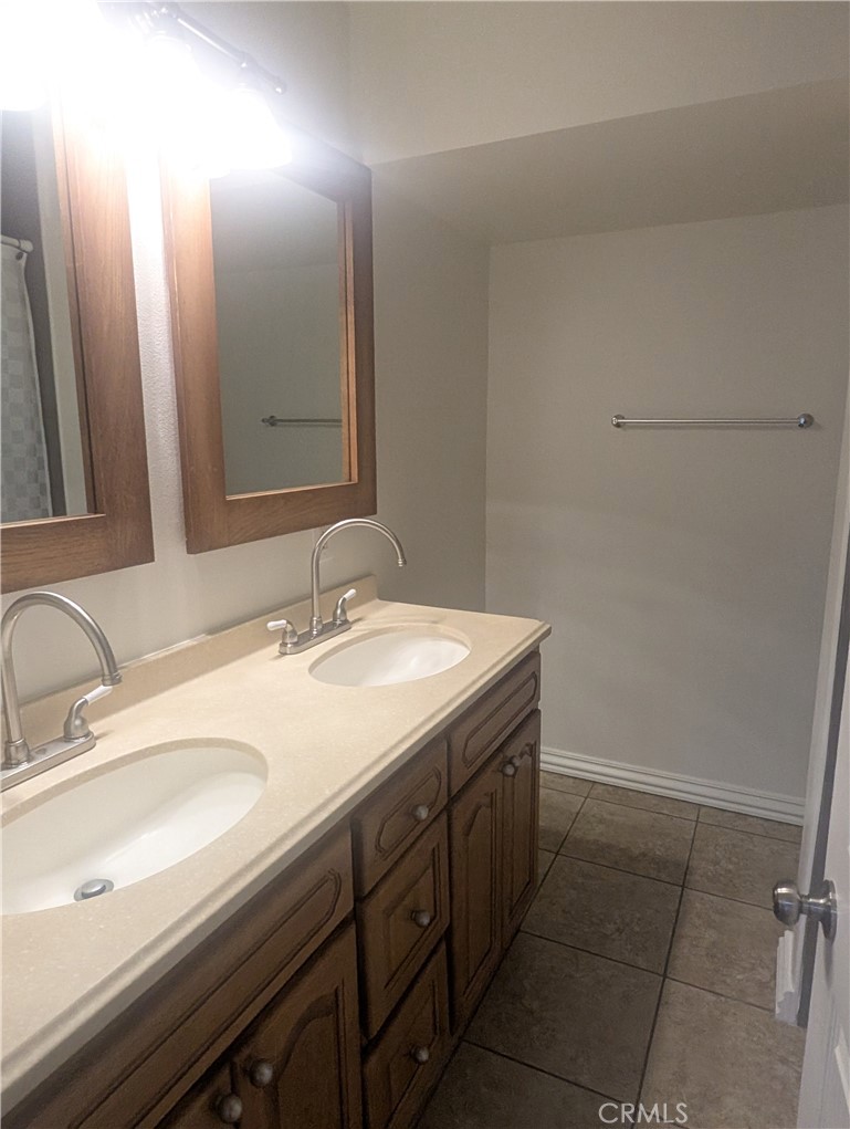 2734 West Caldwell Street Compton, CA 90220 - Photo 12 of 18