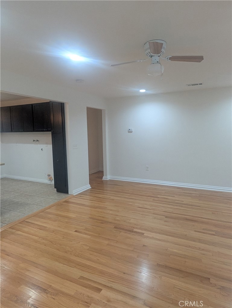 2734 West Caldwell Street Compton, CA 90220 - Photo 3 of 18