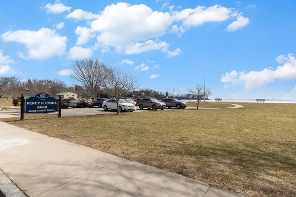 $429,900 | 21 Thorndike Street, Unit 4, Beverly, MA 01915