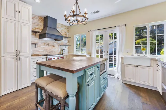 $1,198,000 | 2240 Francisco Boulevard, Pacifica, CA 94044