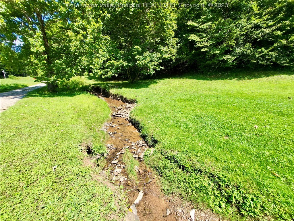 11117 Clay Road Newton, WV 25266 - Photo 7 of 29 Gallery Image 7