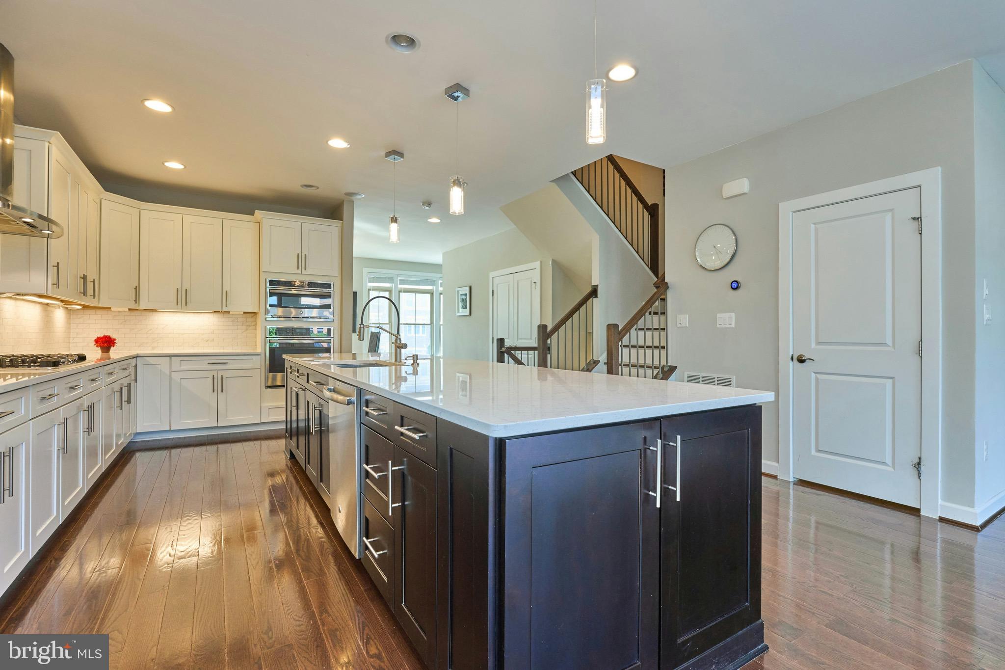 2358 Chadlington Road Falls Church, VA 22043 - Photo 25 of 56