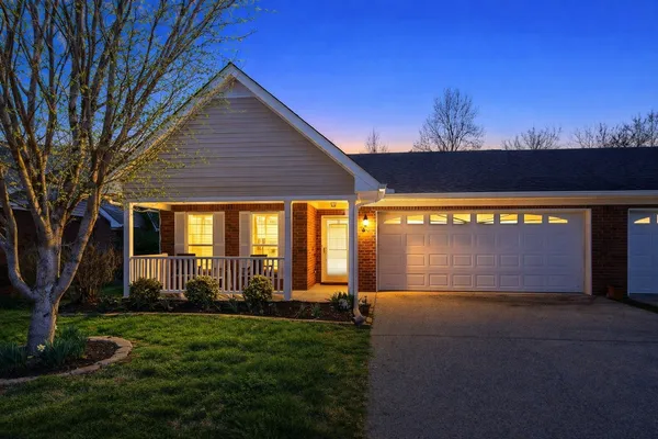 $385,000 | 520 Forest Glen Circle, Murfreesboro, TN 37128