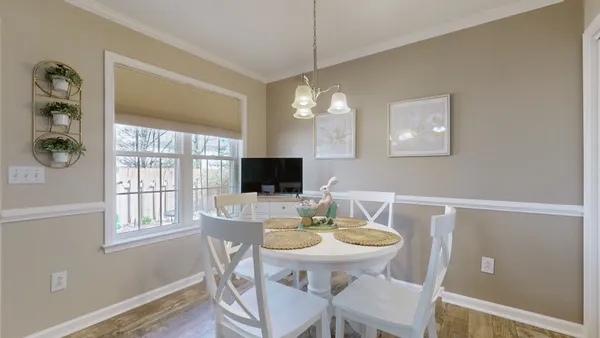 $385,000 | 520 Forest Glen Circle, Murfreesboro, TN 37128