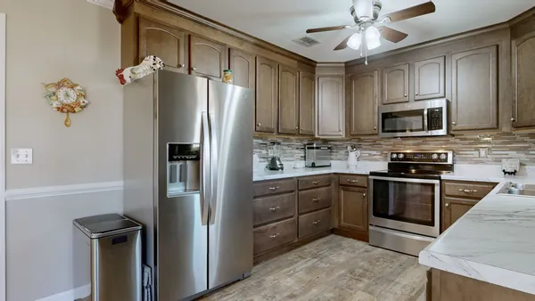 $385,000 | 520 Forest Glen Circle, Murfreesboro, TN 37128