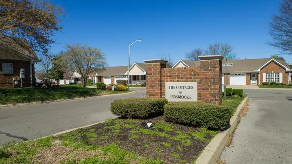 $385,000 | 520 Forest Glen Circle, Murfreesboro, TN 37128