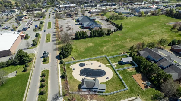 $385,000 | 520 Forest Glen Circle, Murfreesboro, TN 37128