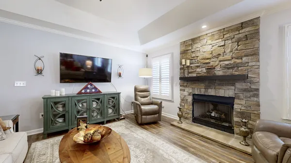 $385,000 | 520 Forest Glen Circle, Murfreesboro, TN 37128