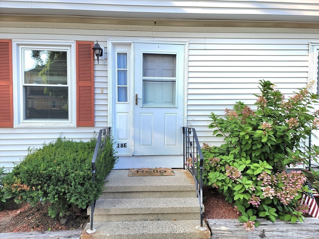 18 Apthorp Street, Unit E Quincy, MA 02170 - Photo 2 of 13