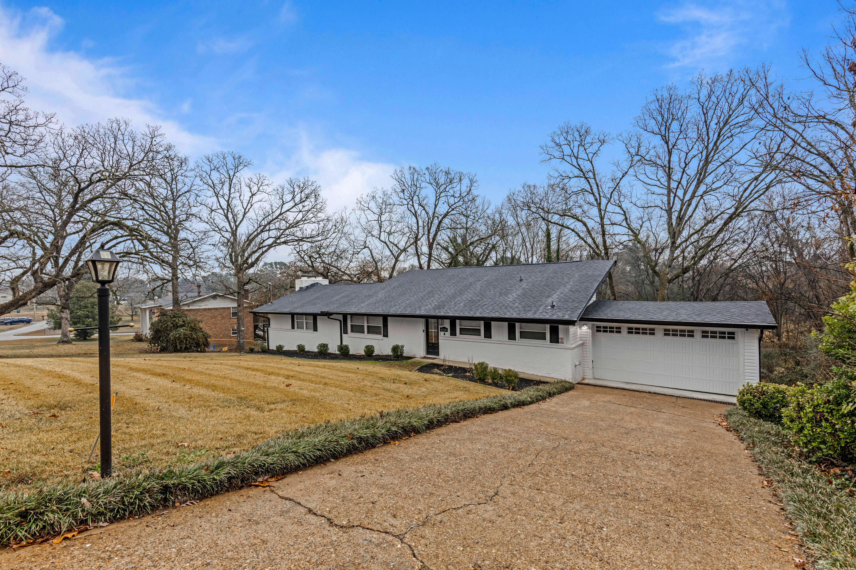 4520 Locksley Lane Chattanooga, TN 37416 - Photo 2 of 44 Locksley-27