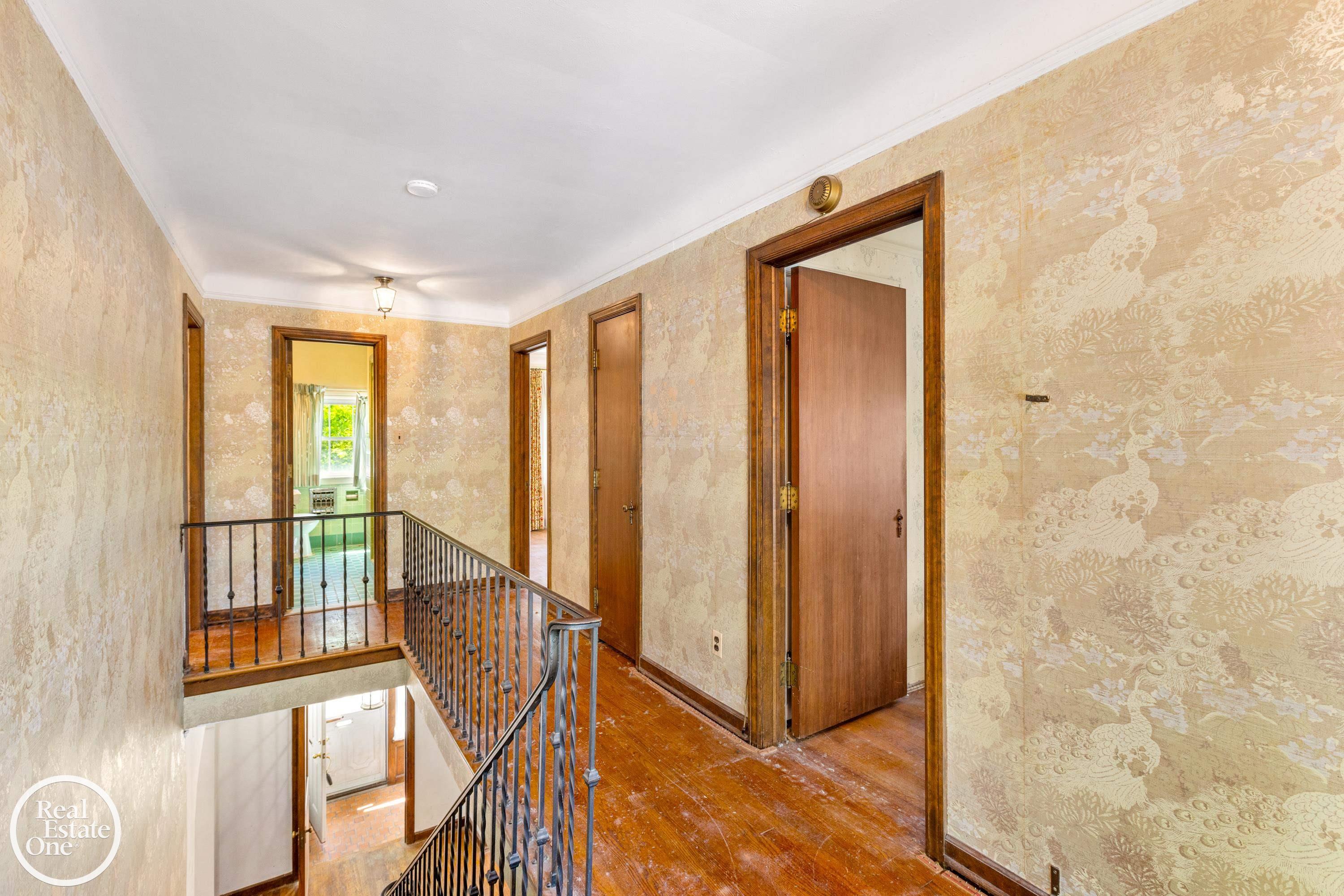 682 Lincoln Road Grosse Pointe, MI 48230 - Photo 30 of 45 50141644-a30b6e79-9a5d-4164-83f4-3accf2de879a.JPG