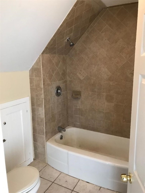 102 Providence Street Woonsocket, RI 02895 - Photo 17 of 26 Gallery Image 17