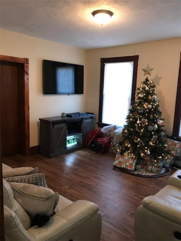 102 Providence Street Woonsocket, RI 02895 - Photo 3 of 26 Gallery Image 3