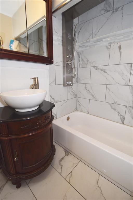 1648 Old Brodhead Road Monaca, PA 15061 - Photo 15 of 25 Gallery Image 15