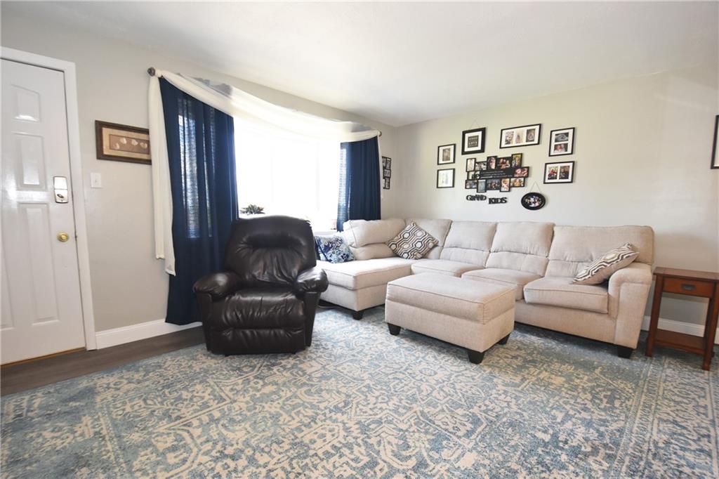 1648 Old Brodhead Road Monaca, PA 15061 - Photo 3 of 25 Gallery Image 3