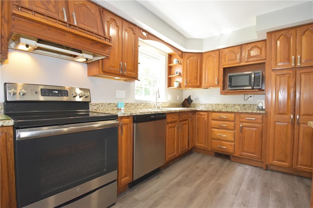 1648 Old Brodhead Road Monaca, PA 15061 - Photo 8 of 25 Gallery Image 8