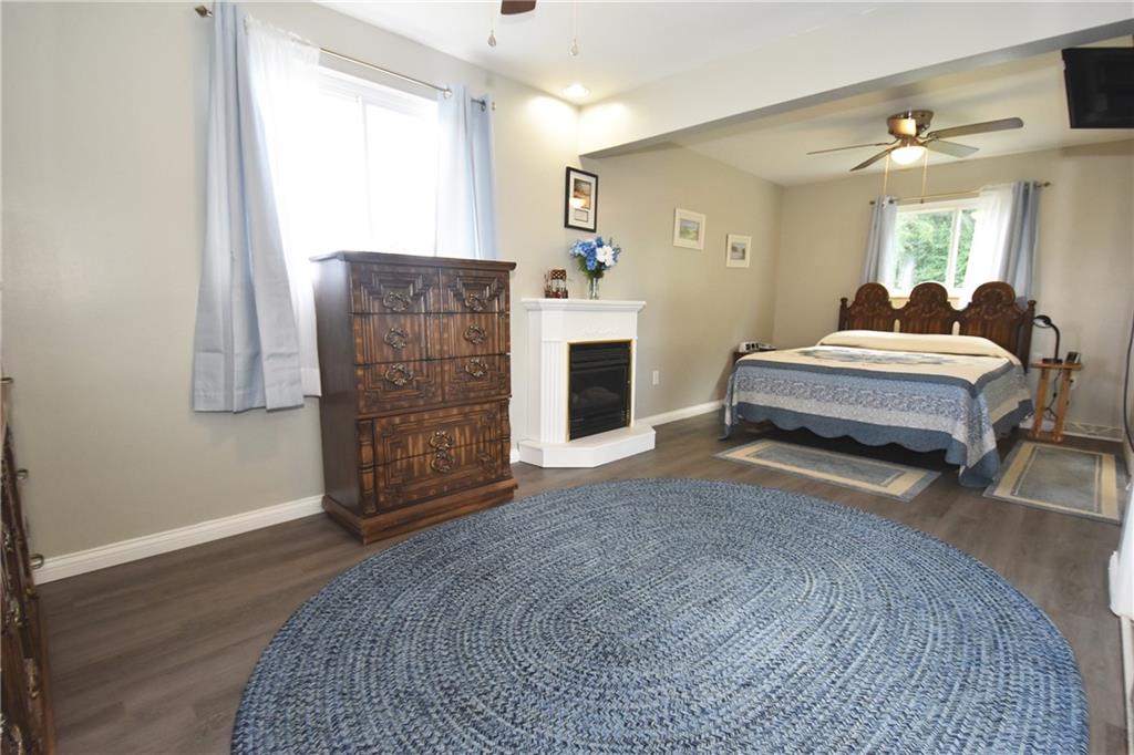 1648 Old Brodhead Road Monaca, PA 15061 - Photo 9 of 25 Gallery Image 9