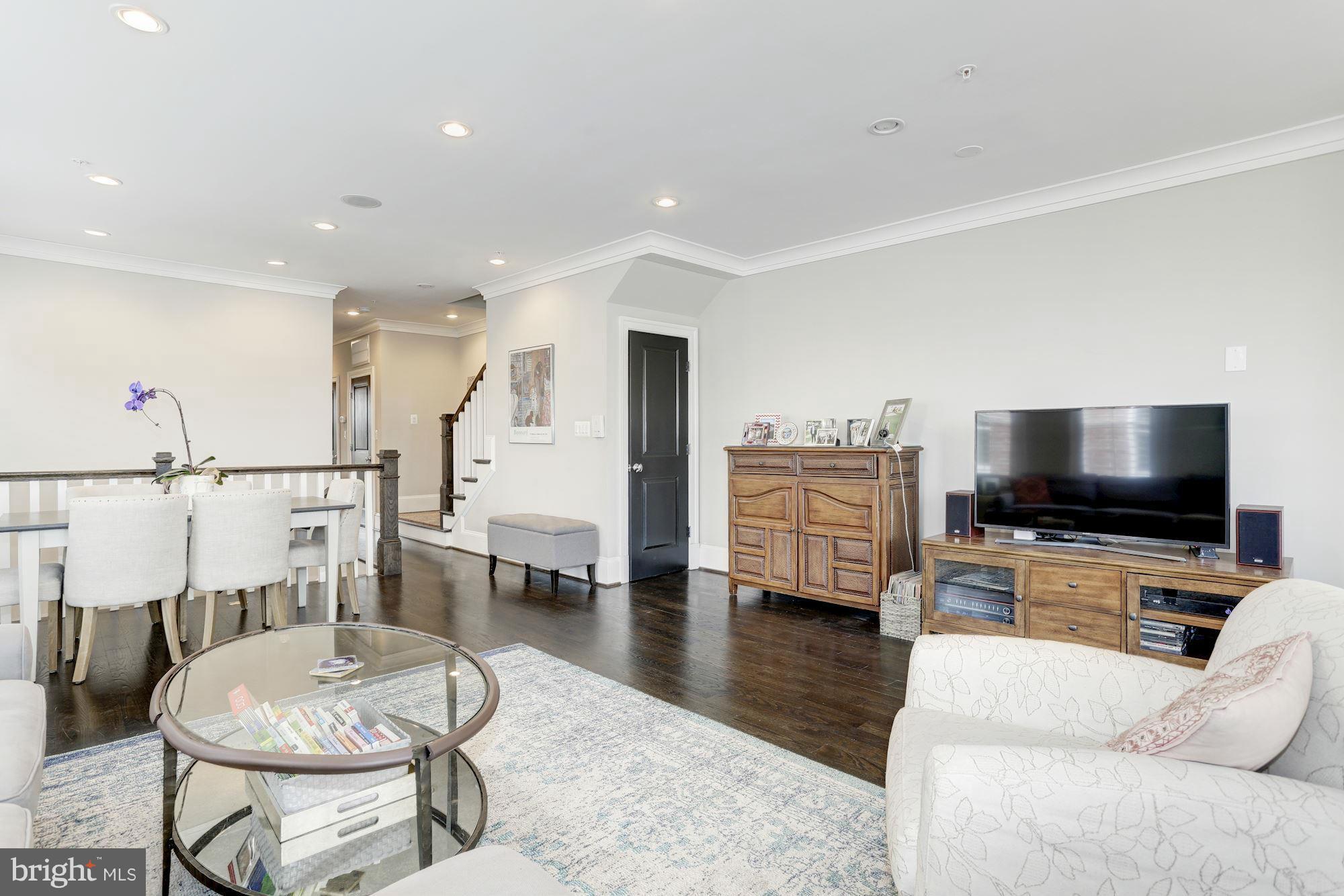 1738 Park Road Northwest, Unit PH Washington, DC 20010 - Photo 9 of 30 Interior (General)