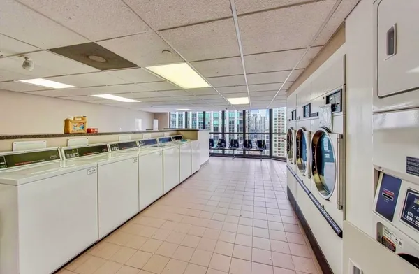 $2,550 | 10 East Ontario Street, Unit 4901, Chicago, IL 60611