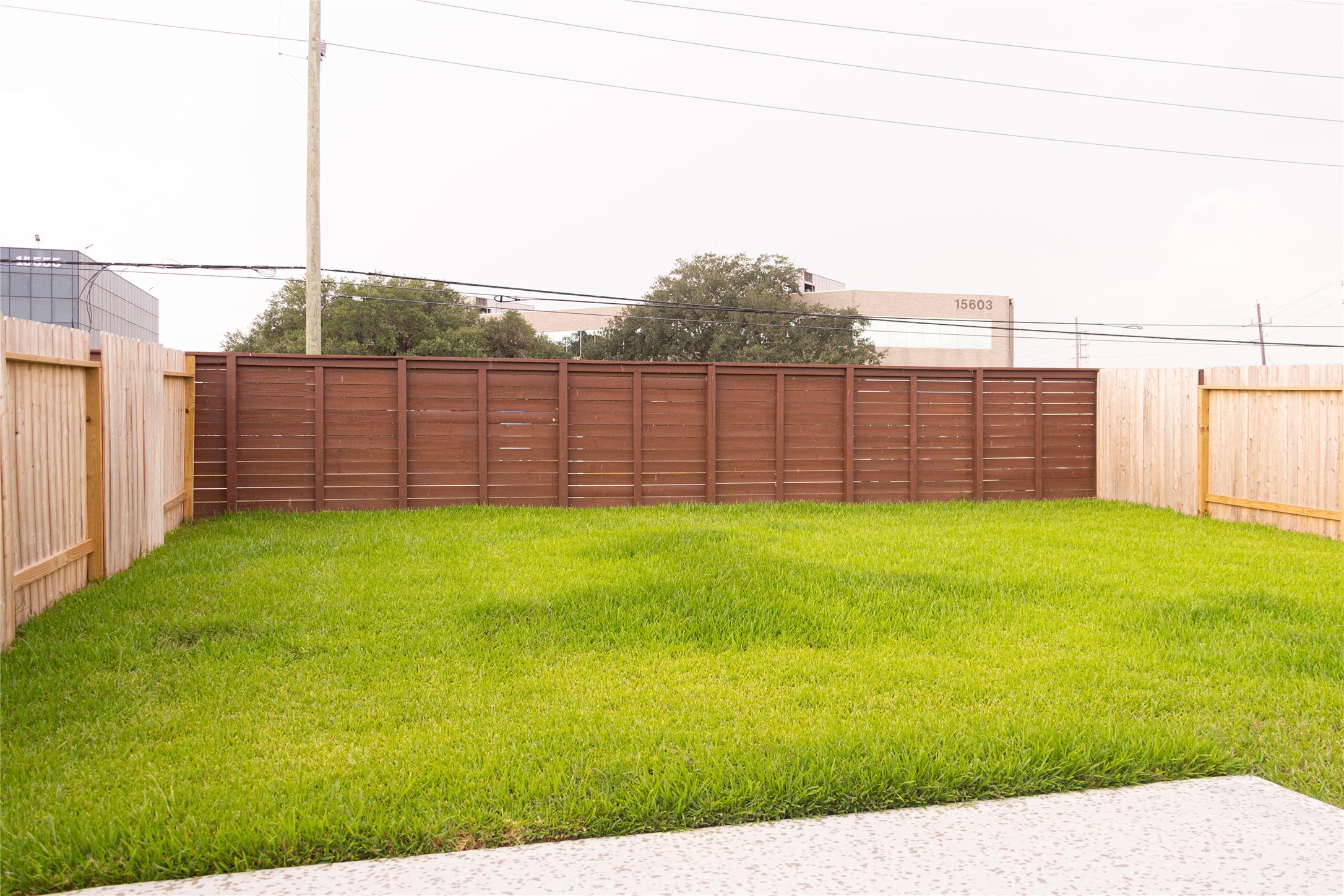 15607 Buffalo Mdw Court Houston, TX 77090 - Photo 34 of 35