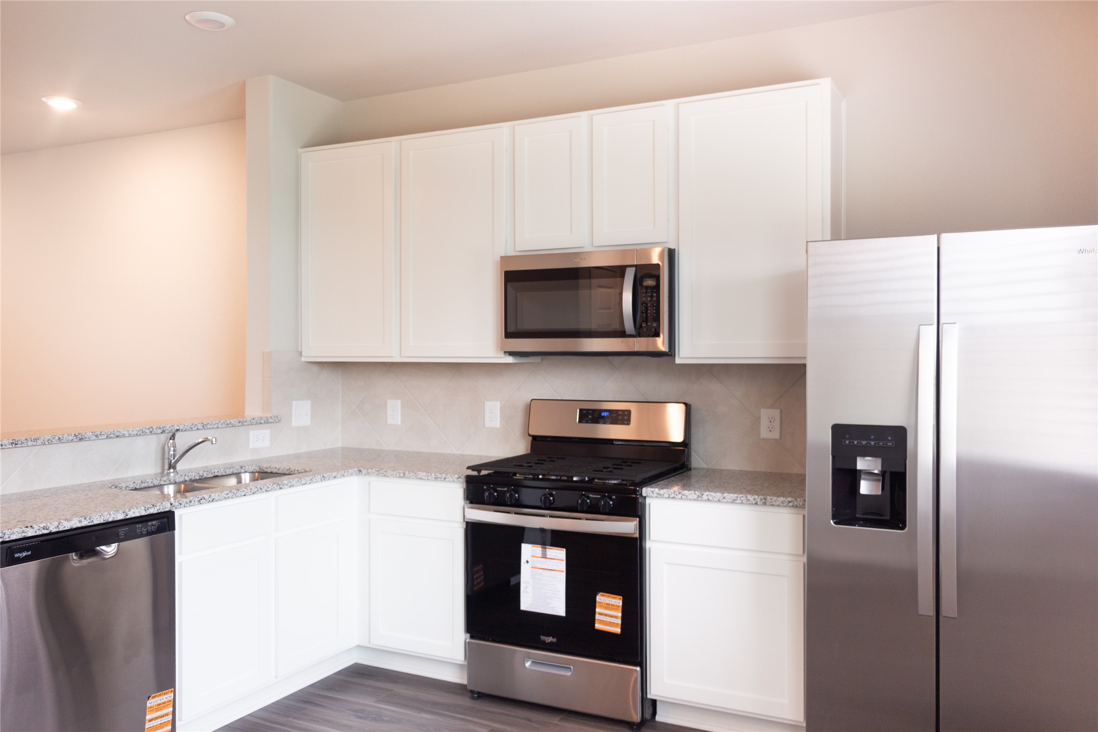 15607 Buffalo Mdw Court Houston, TX 77090 - Photo 6 of 35