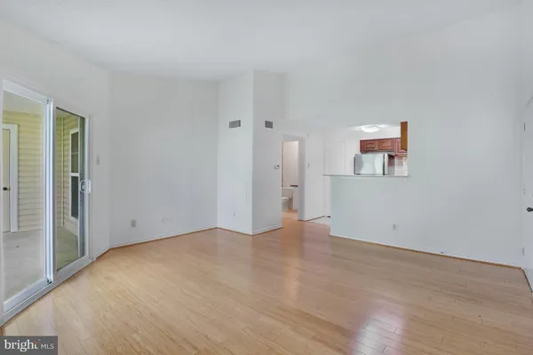 $2,100 | 1535 Lincoln Way, Unit 301, McLean, VA 22102