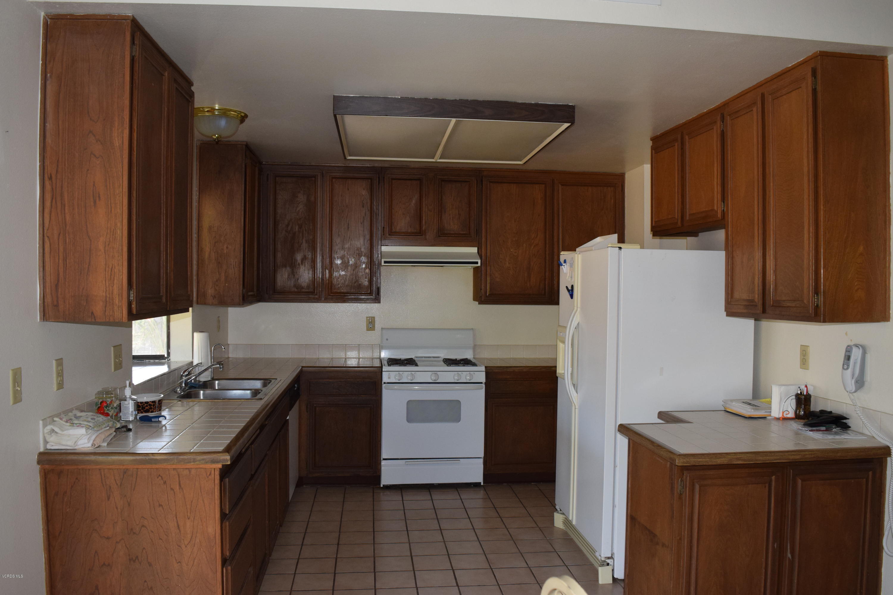 2530 Raft Lane Oxnard, CA 93035 - Photo 4 of 13 DSC_0954