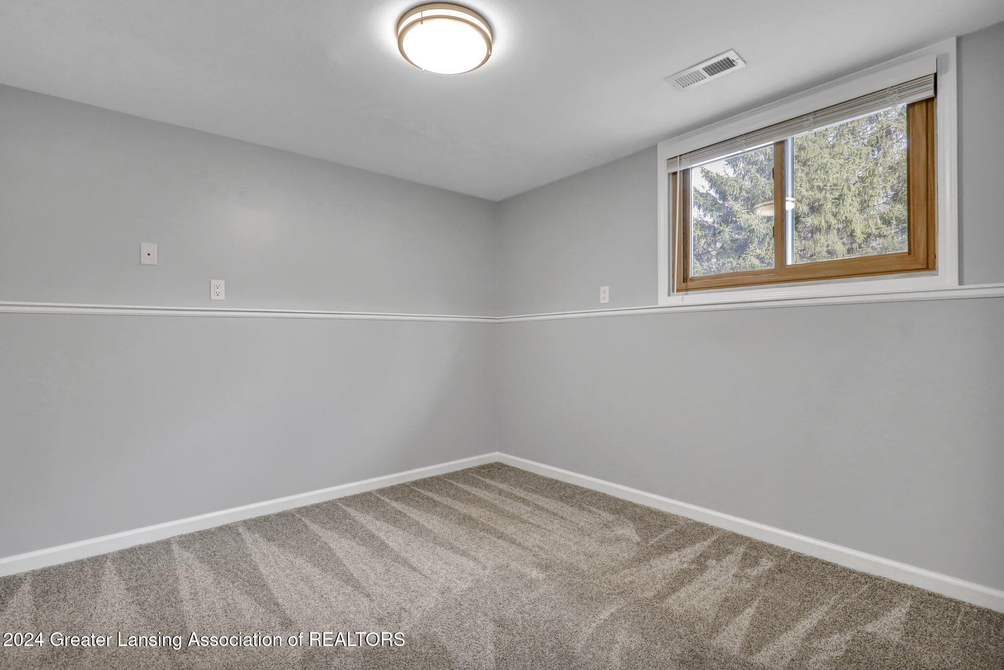 5900 Perrine Road Midland, MI 48640 - Photo 29 of 40 44-web-or-mls-Open Ended Media-44