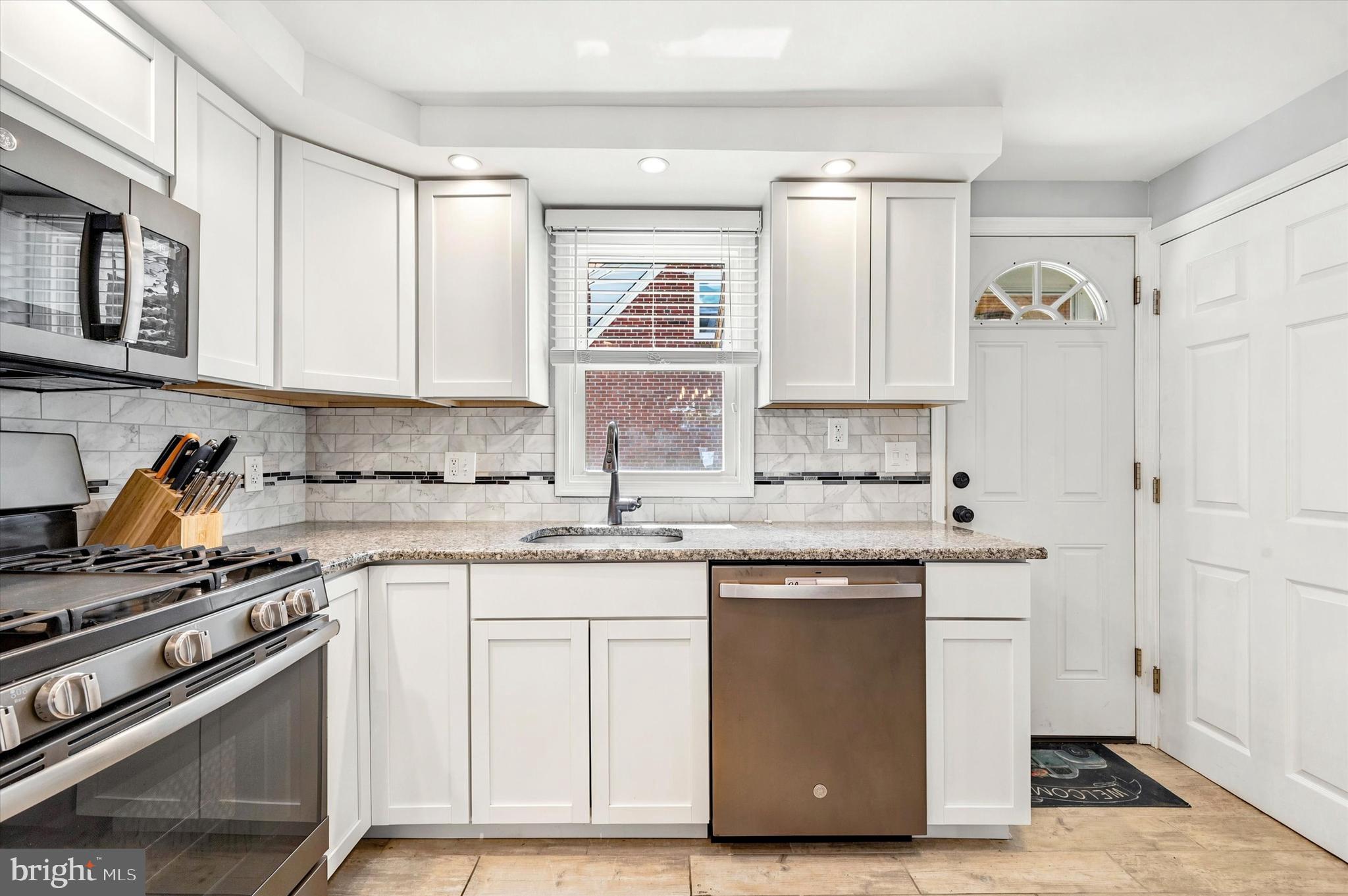 306 Burk Avenue Ridley Park, PA 19078 - Photo 9 of 26 Kitchen