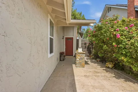$1,200,000 | 15377 Andorra Way, San Diego, CA 92129
