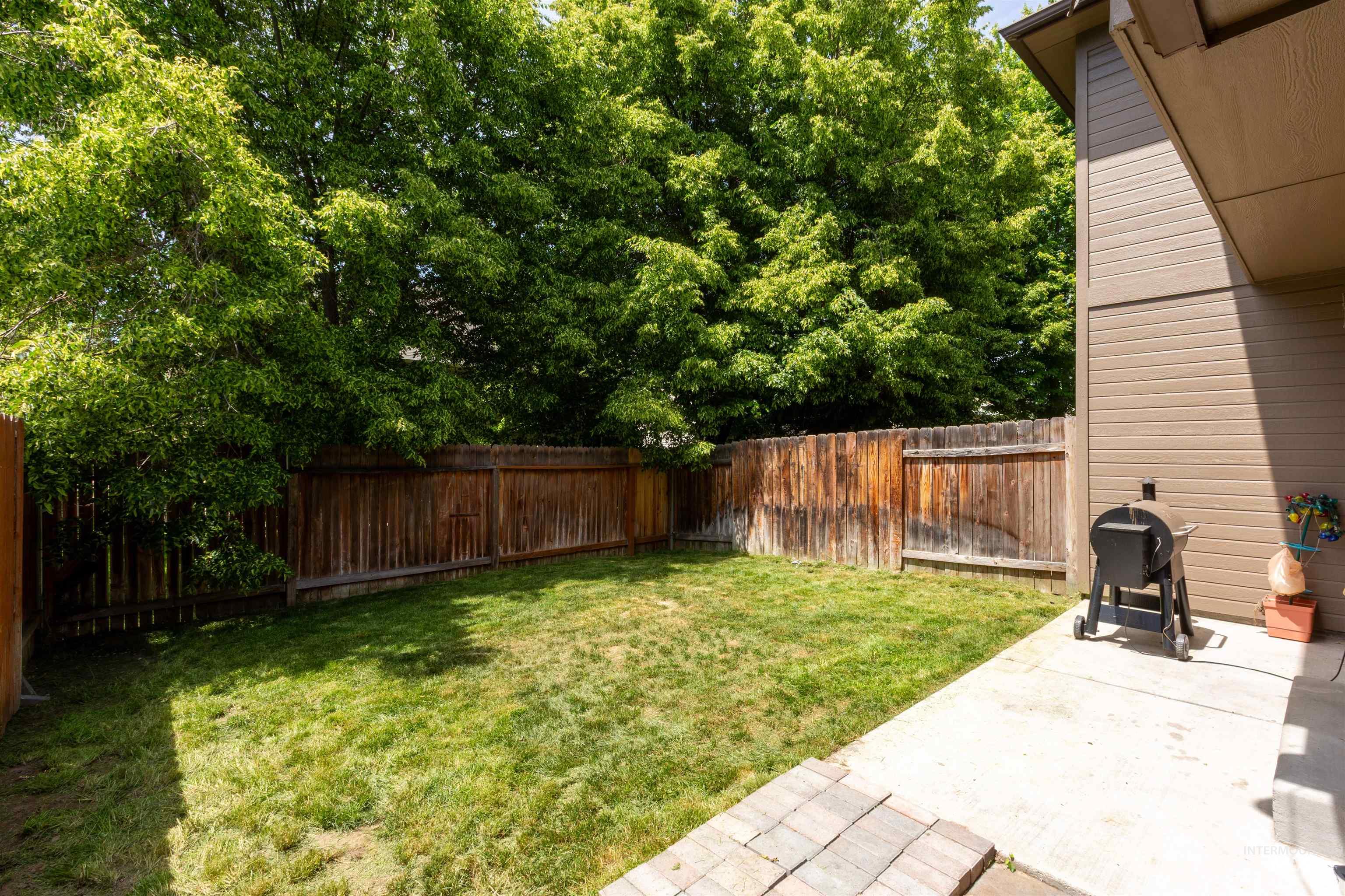 2209 South Amy Avenue Boise, ID 83706 - Photo 29 of 30 Fenced backyard with a patio area