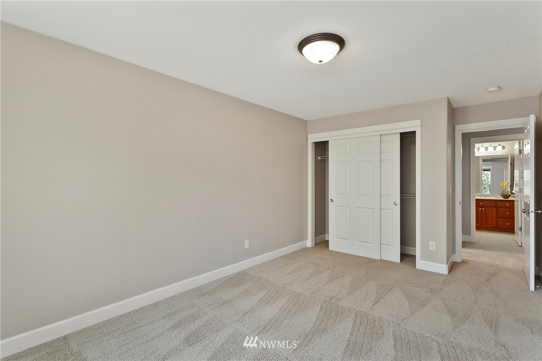 718 South 36th Place Renton, WA 98055 - Photo 26 of 40 a view of an empty room
