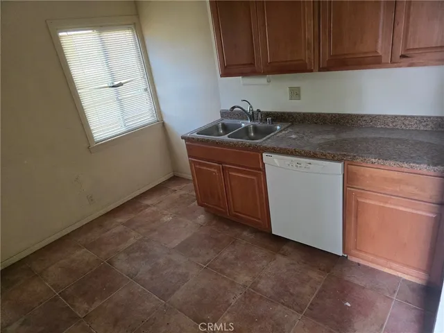 $1,000 | 635 Veile, Beaumont, CA 92223