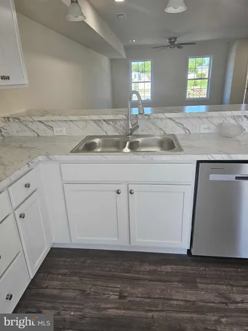 $298,500 | 237 Rojan Road, Unit 112, Dover, DE 19901