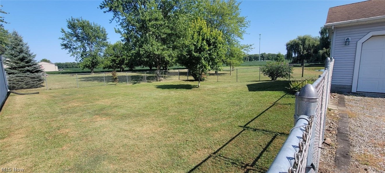 52675 North Ridge Road Vermilion, OH 44089 - Photo 31 of 42 View of fenced yard