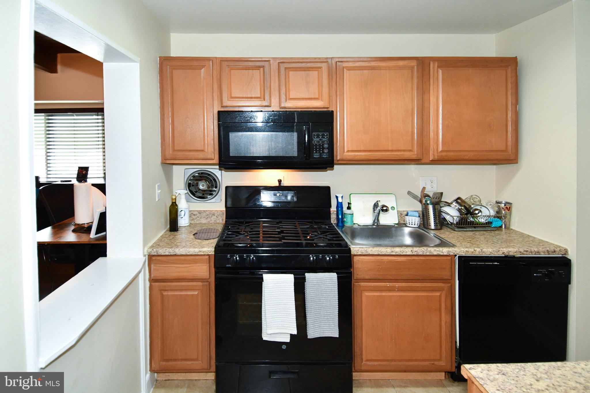 7521 Riverdale Road, Unit 1983 Hyattsville, MD 20784 - Photo 12 of 21