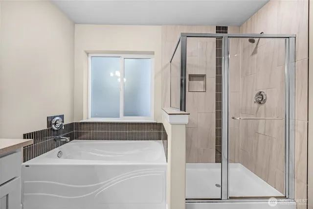 $885,000 | 12325 55th Drive Southeast, Snohomish, WA 98296