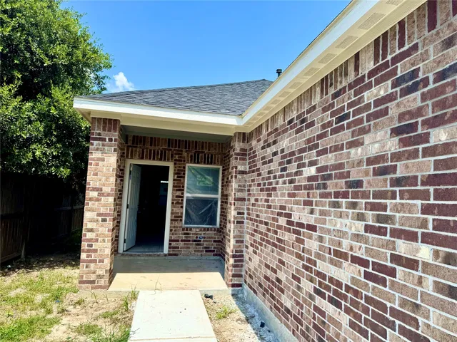 $2,200 | 17458 Wigeon Way Drive, Humble, TX 77396