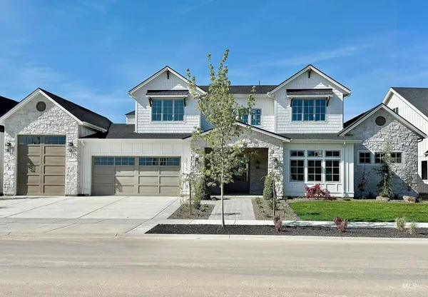 3513 North Harvest Moon Way, Eagle, ID 83616