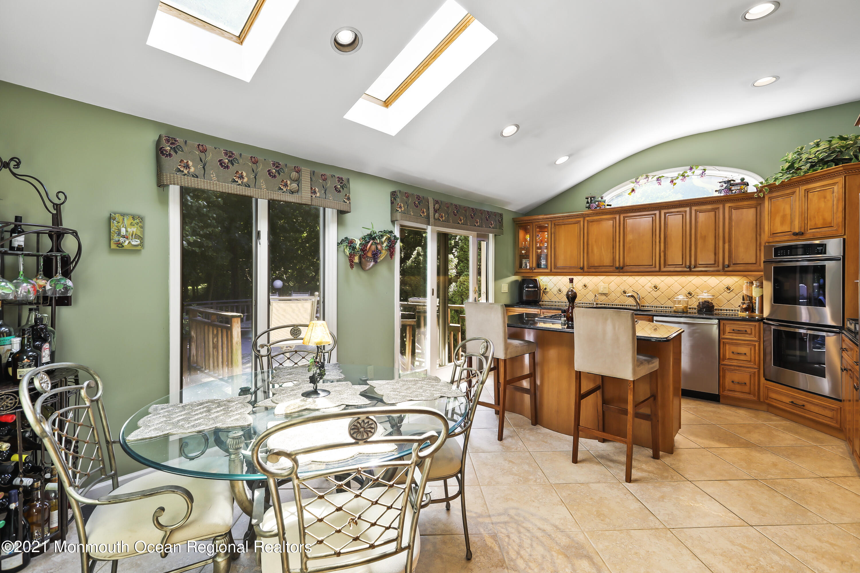 65 Church Road Morganville, NJ 07751 - Photo 8 of 19 5W5A1152