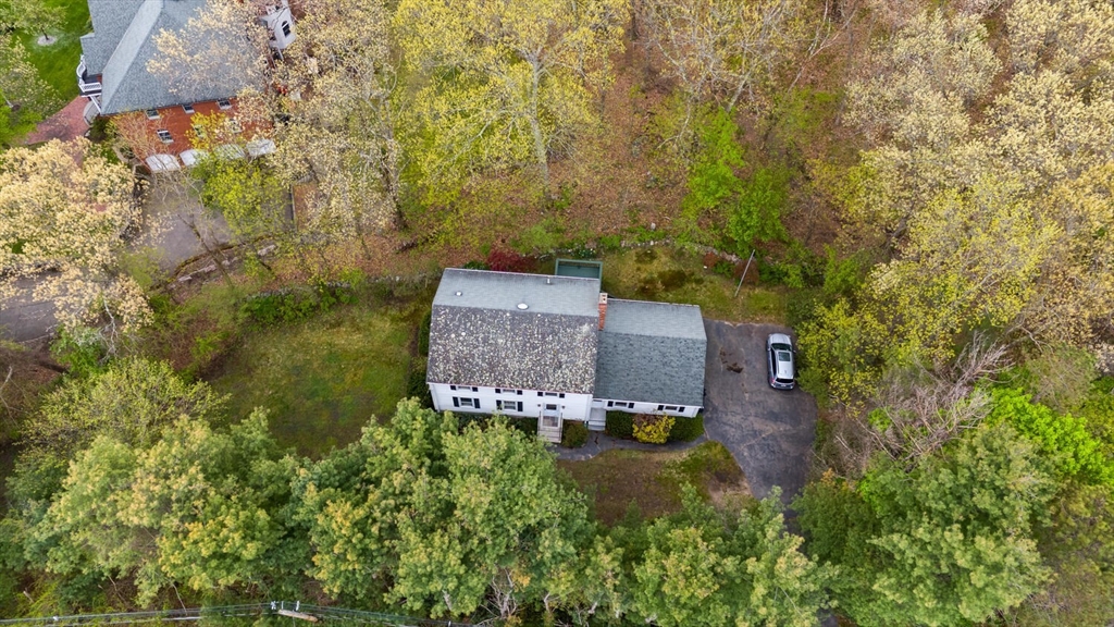 134 Johnson Road Winchester, MA 01890 - Photo 2 of 40 Gallery Image 2