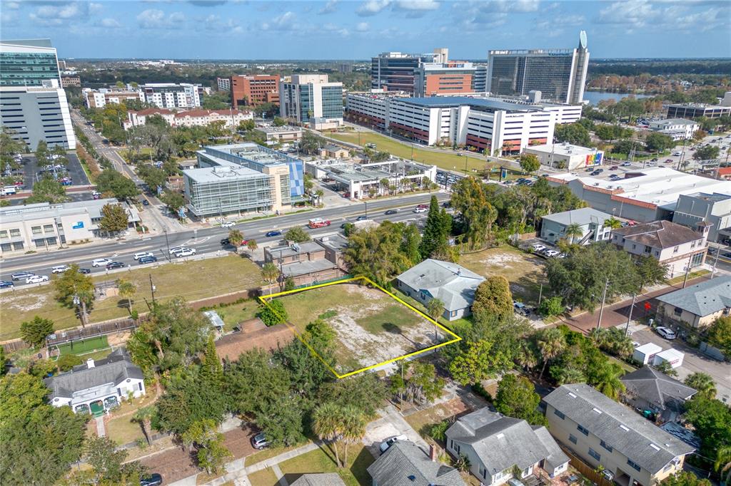 307 Harvard Street Orlando, FL 32804 - Photo 7 of 13 a view of a city