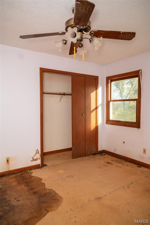 21132 Sawmill Road Versailles, MO 65084 - Photo 17 of 34