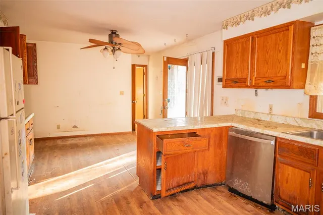 $280,000 | 21132 Sawmill Road, Versailles, MO 65084