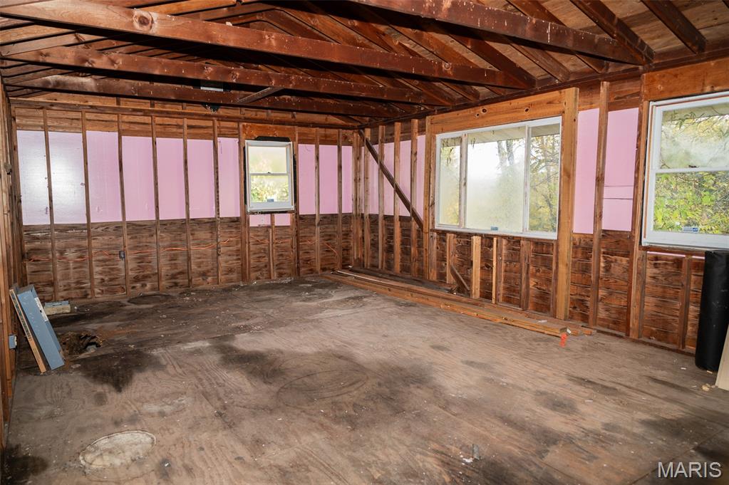 21132 Sawmill Road Versailles, MO 65084 - Photo 25 of 34