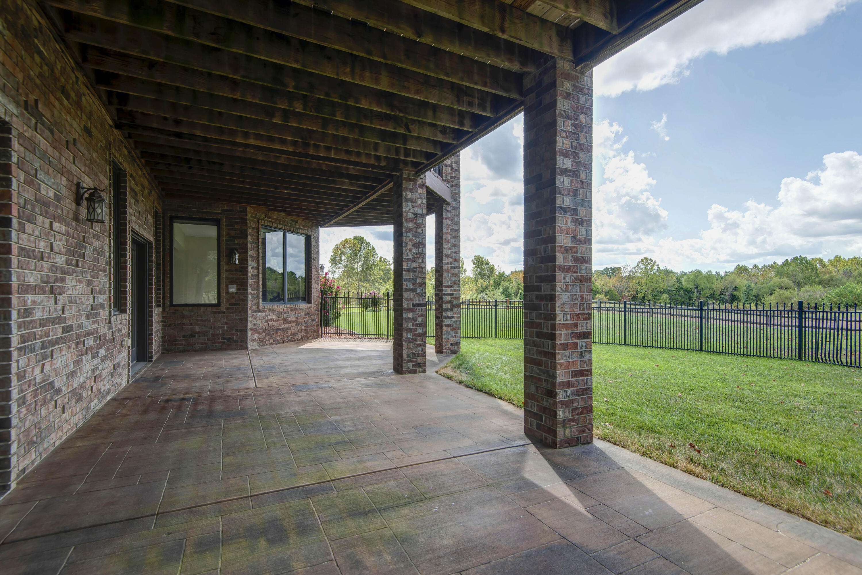 6563 South Riverbridge Road Springfield, MO 65810 - Photo 31 of 39 Riverbridge (46)