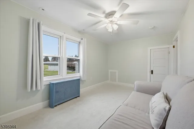 $449,999 | 161 Bryans Road, Hampton, NJ 08827